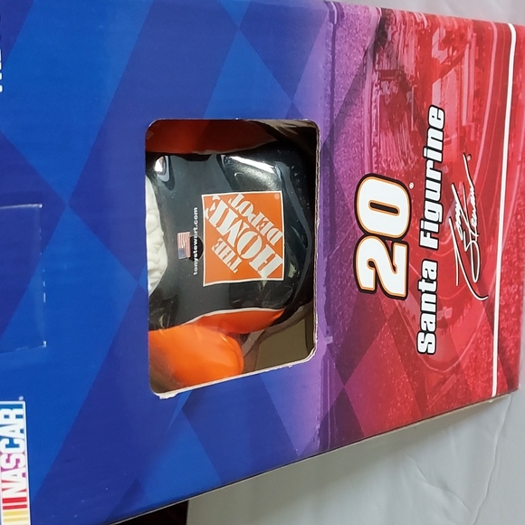 Santa Figurine Cheering for Nascar #20 Tony Stewart in Box. - Picture 3 of 6